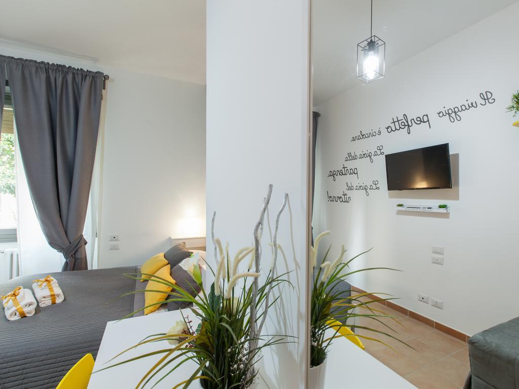 Bed and Breakfast Dormi A Roma Екстер'єр фото