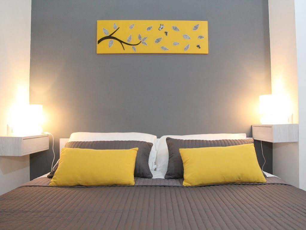 Bed and Breakfast Dormi A Roma Екстер'єр фото